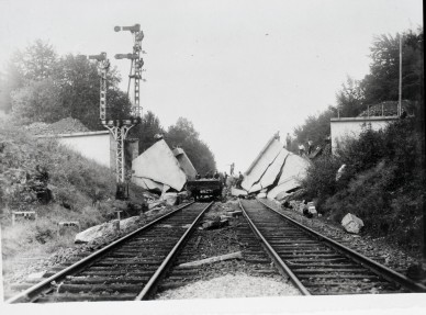St-Vincent-Bellefontaine- sabotage pont.jpg